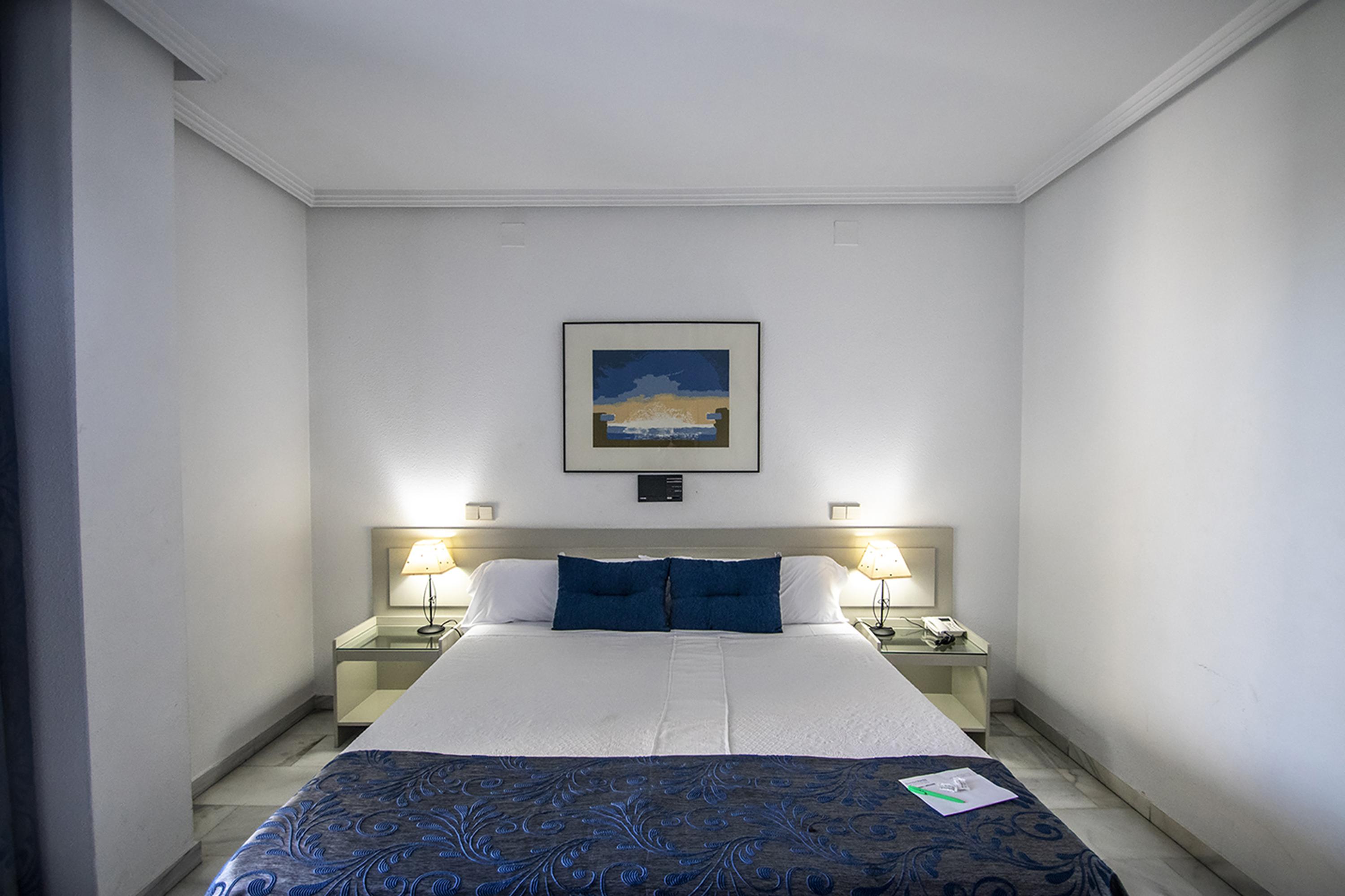 Hospedium Hotel Apartamentos Simon Verde Mairena del Aljarafe Kültér fotó