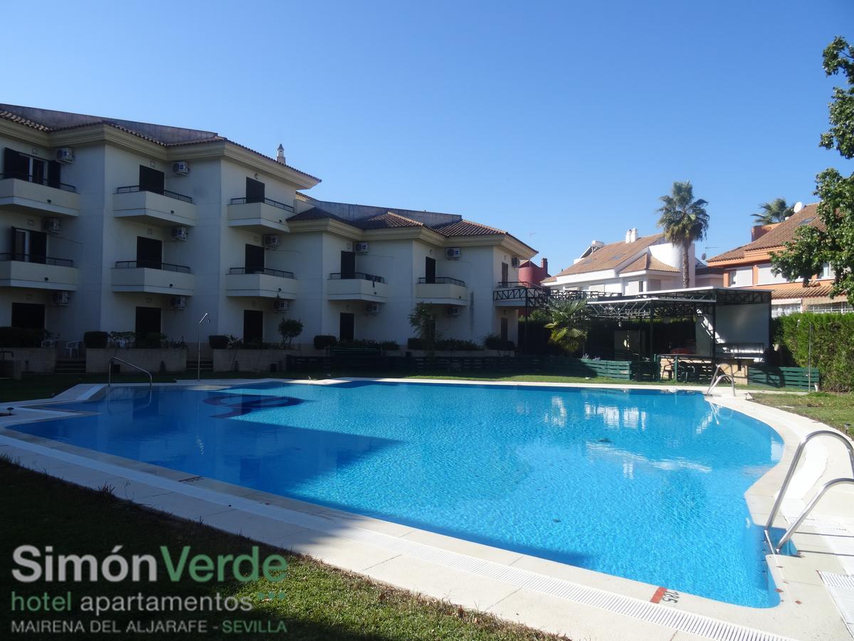 Hospedium Hotel Apartamentos Simon Verde Mairena del Aljarafe Kültér fotó
