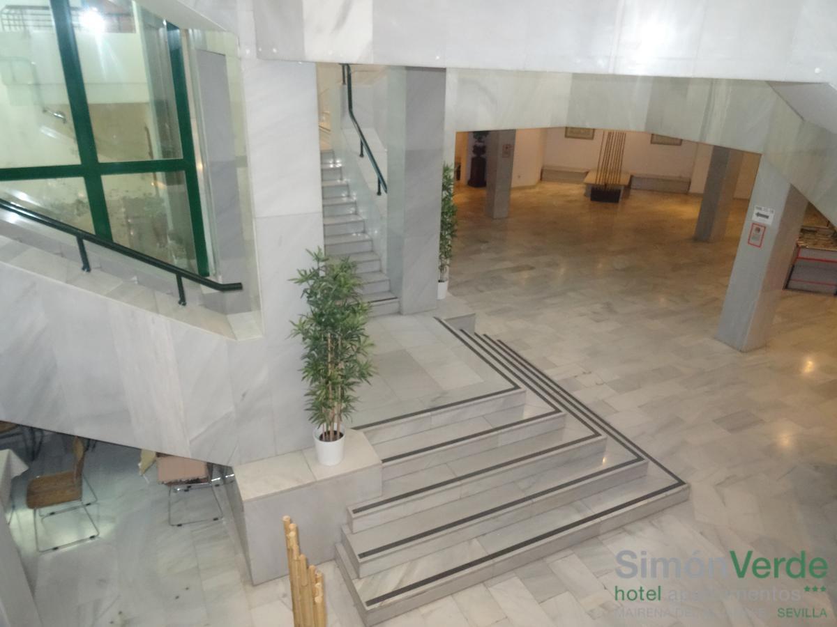 Hospedium Hotel Apartamentos Simon Verde Mairena del Aljarafe Kültér fotó