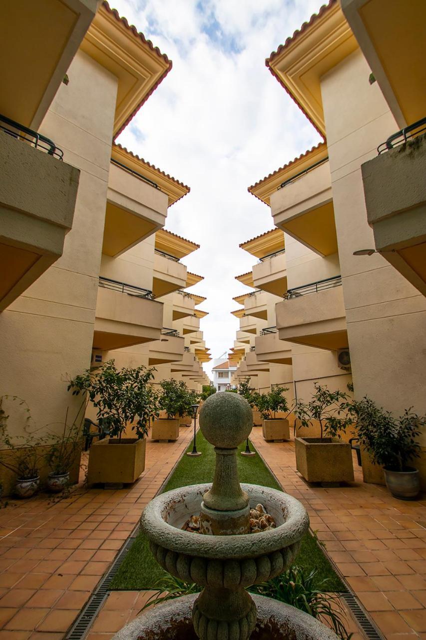 Hospedium Hotel Apartamentos Simon Verde Mairena del Aljarafe Kültér fotó